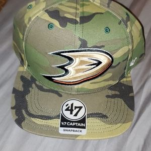 ANAHEIM DUCKS CAMO HAT